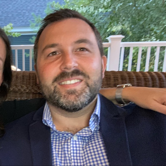 Meet your Posher, Chris - Picture 1 of 2